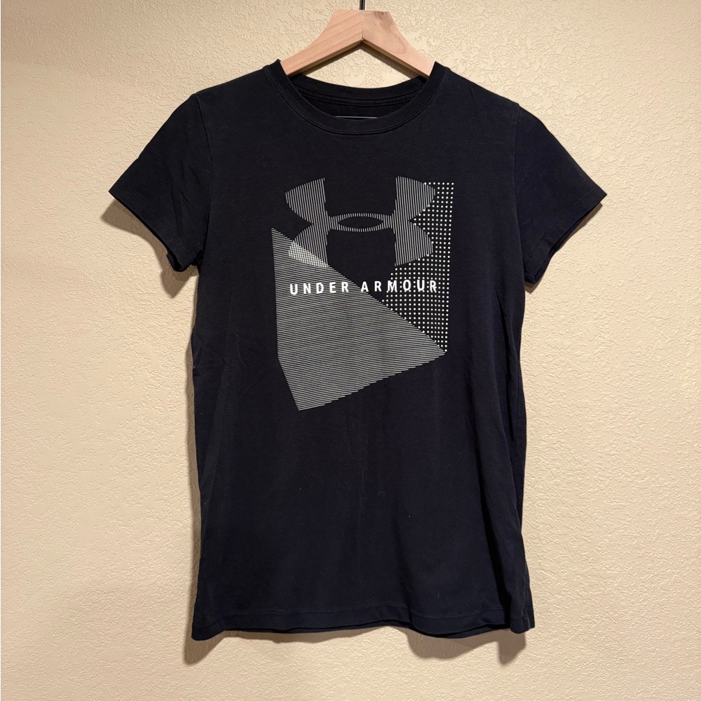 Under Armour Women’s Black Tee with Graphic Logo